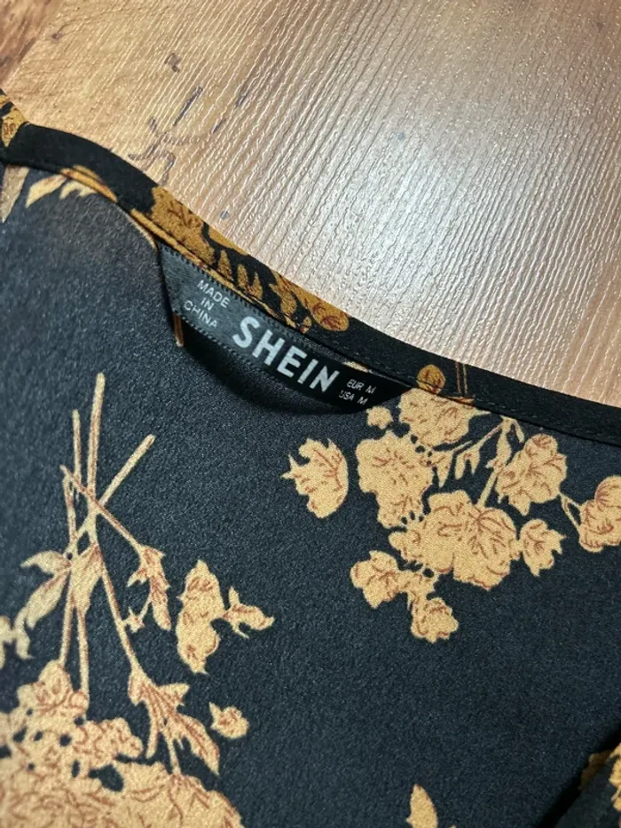 Blouse femme neuve - photo numéro 3