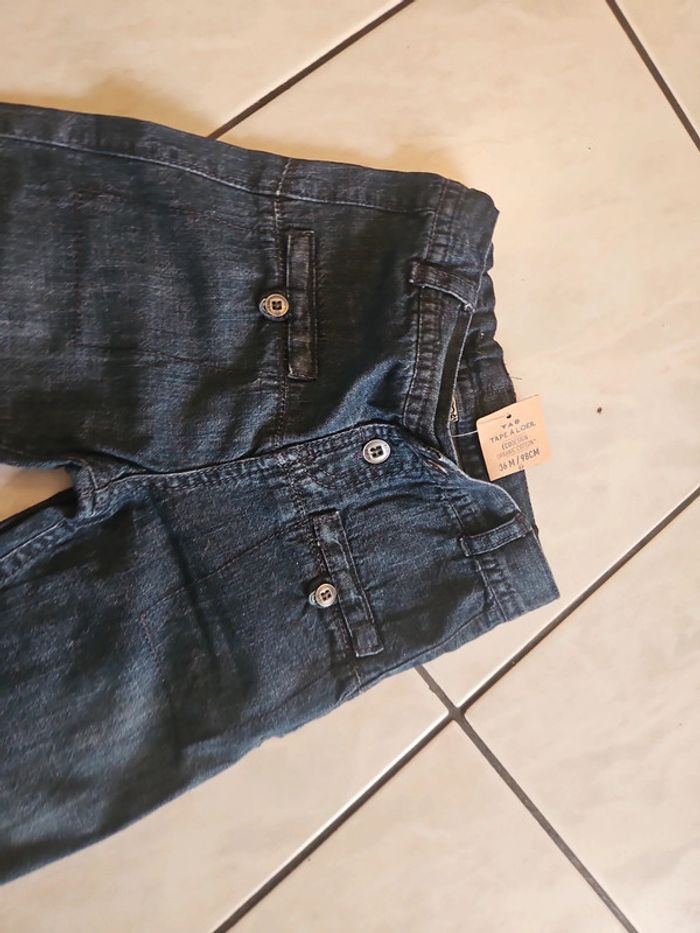 Jean neuf - photo numéro 3