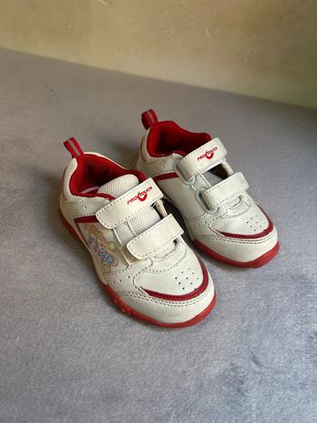 Chaussures pour enfant baskets Motif sport star Taille 24