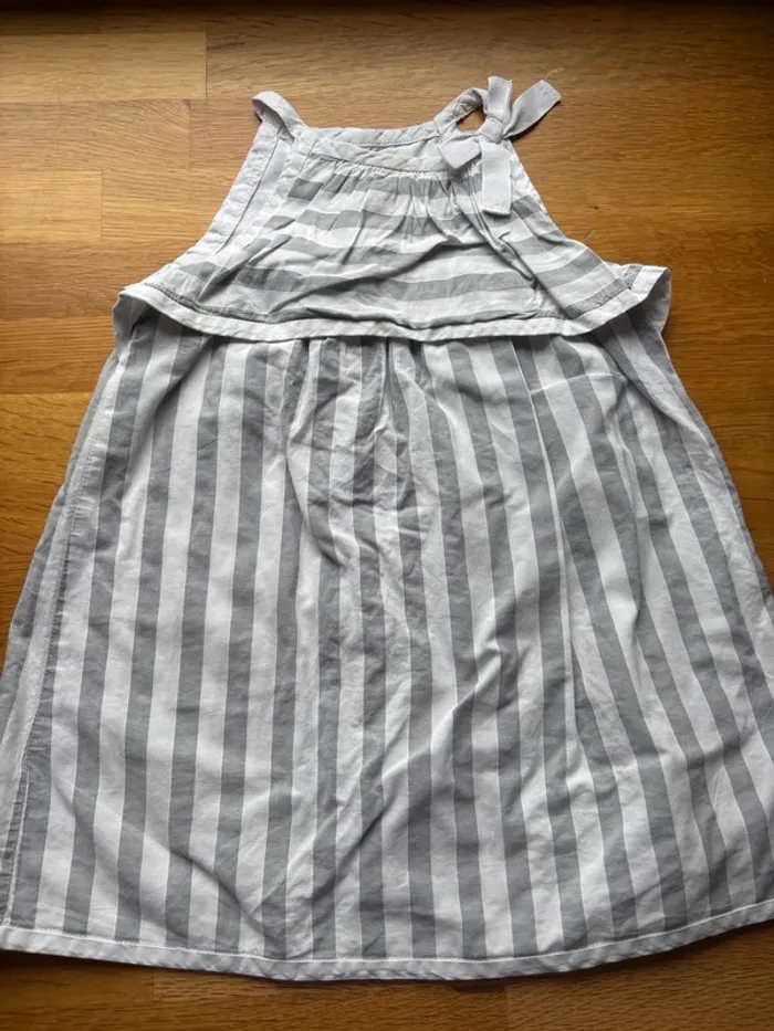 Jolie robe Jacadi 18 mois fille