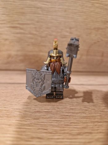 Figurine type lego Roi nains seigneur des anneaux