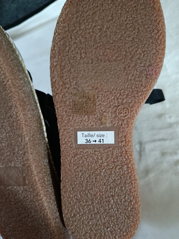 À saisir : neuves , bottines jamais mises , " camaïeu" , taille 36 ! ! - photo numéro 5