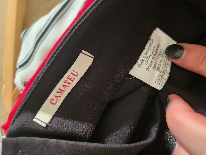 Jupe noire classe marque Camaieu. - photo numéro 3