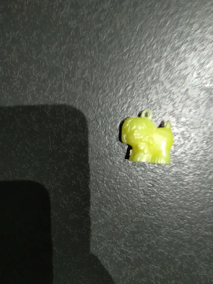 Hasbro Charmkins chien