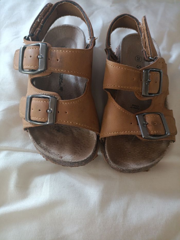 Sandales 25