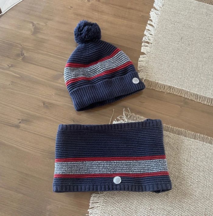 Bonnet et cache coup OKAÏDI