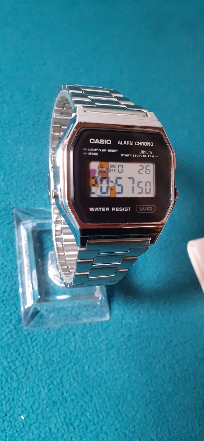Montre Casio A-158WE custom simpson's - photo numéro 2
