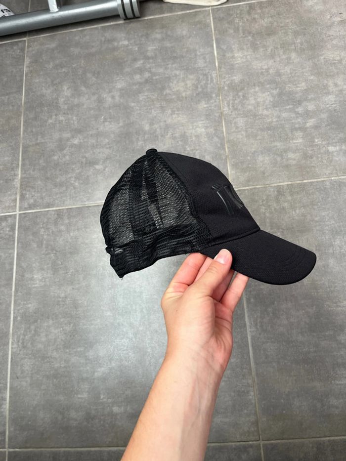Casquette grillage noir H&M - photo numéro 2