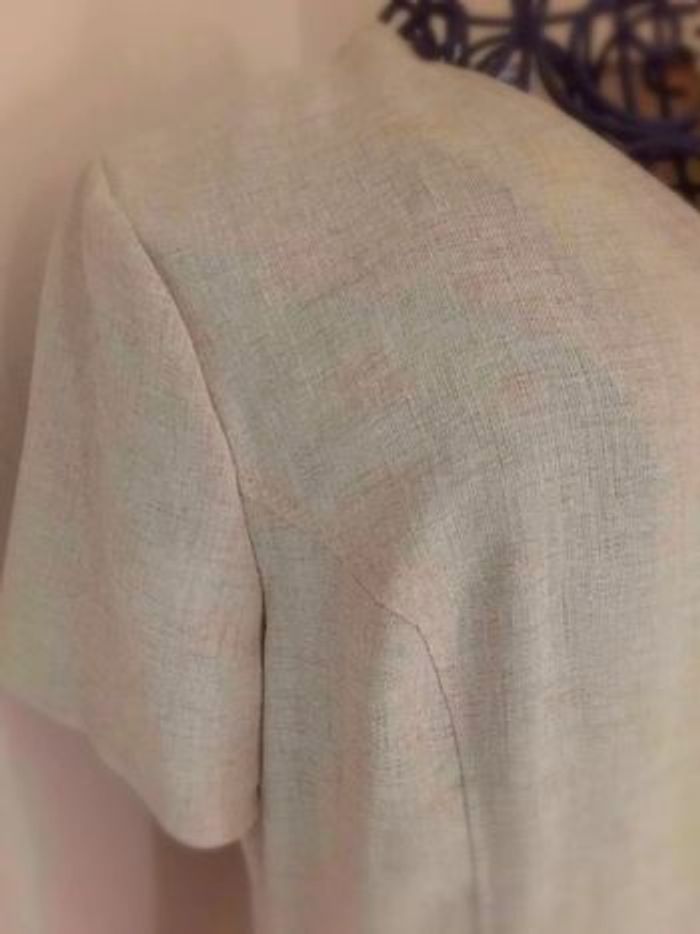 Blouse  vintage  Taille  40 - photo numéro 2