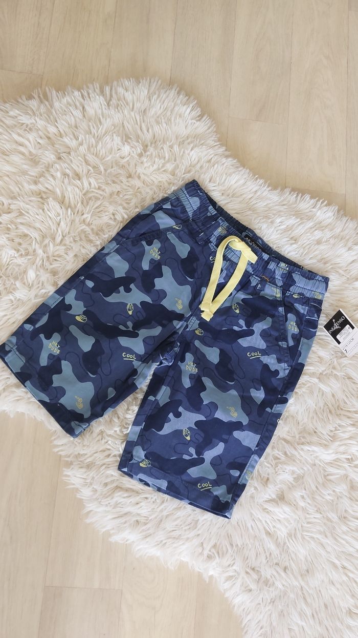 Short bleu à motifs 7 ans - photo numéro 2