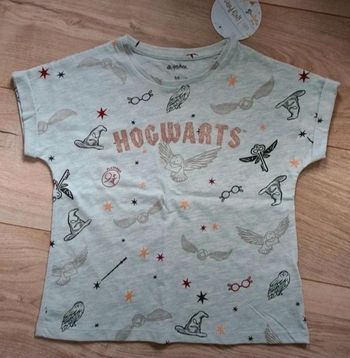 Tee-shirt harry potter 5/6 ans neuf avec etiquette