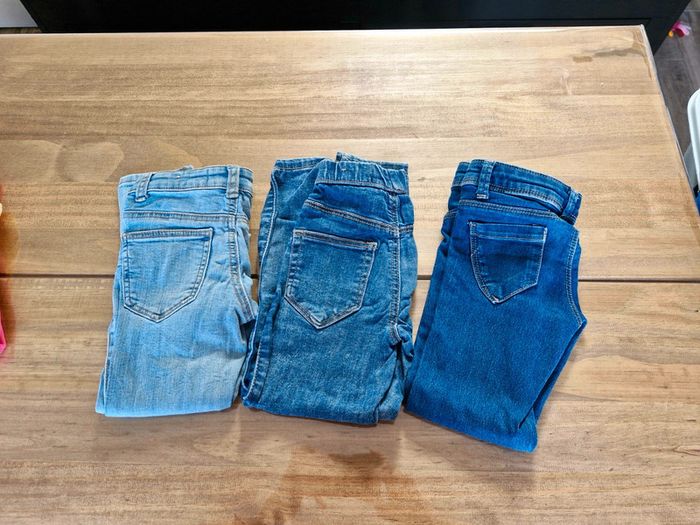 Lot fille 5 ans - photo numéro 3