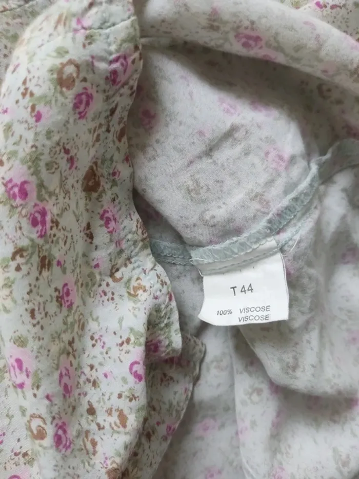 Chemise manches courtes nouée boutons pressions crème motifs fleuris pastels taille 44 Tissaia - photo numéro 9