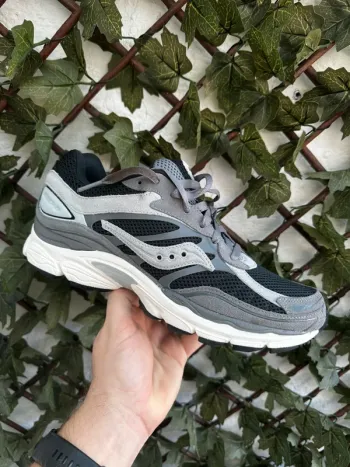 Saucony omnigrid 9 Neuve T44