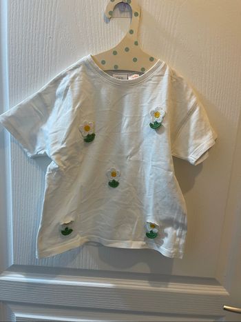 T-shirt blanc Zara 5/6ans fleurs brodées