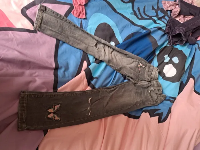 Lot de 13 jeans fille taille 8 ans - photo numéro 3