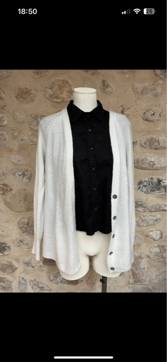 Cardigan gilet blanc très bon état - photo numéro 2