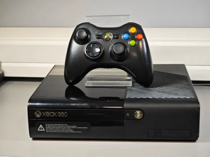 Console XBox 360 E / 4Go/ Manette/ Garanti 1 an - photo numéro 6