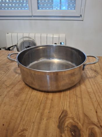 Sauteuse - faitout bas en inox tout feux sauf induction