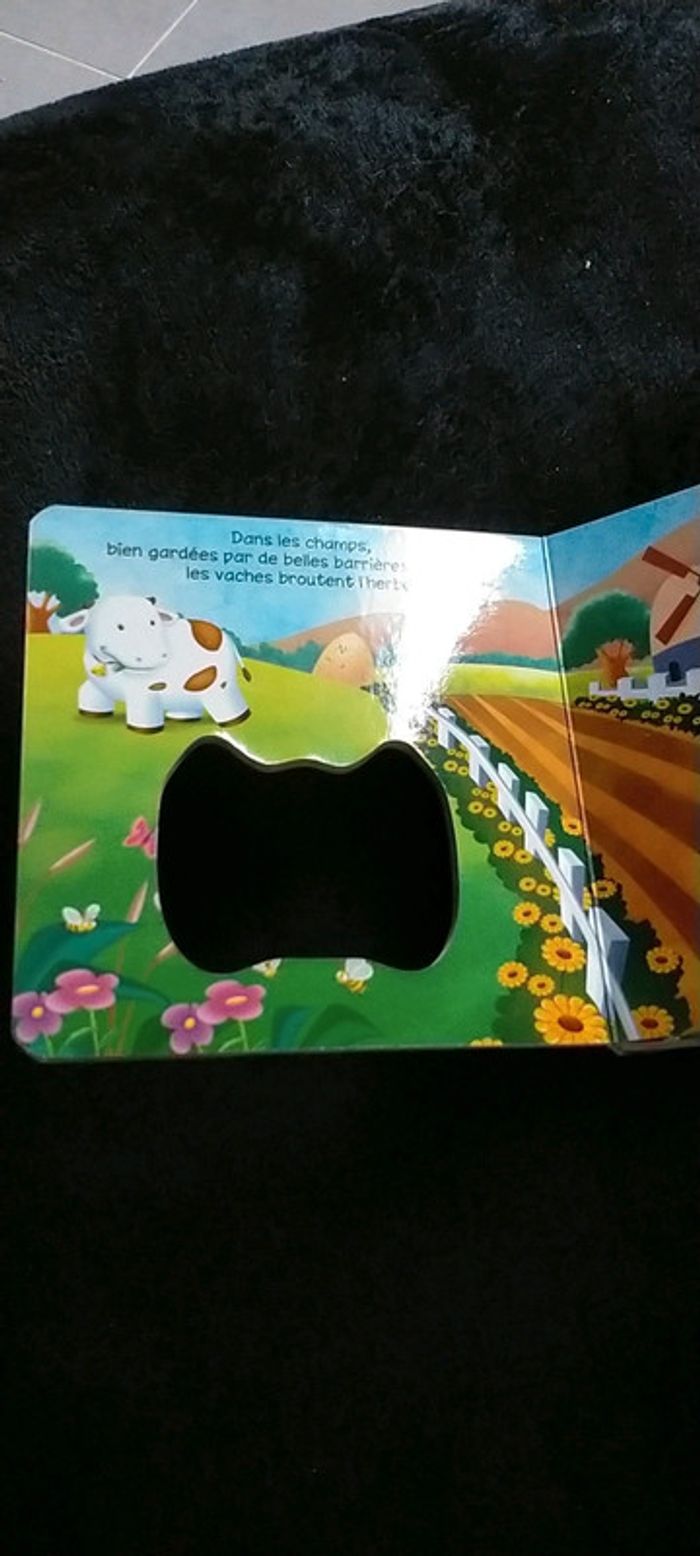 Livre " Johnny le tracteur à la ferme" - photo numéro 5