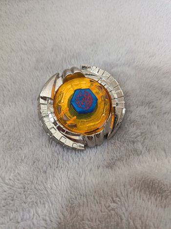 Toupie de combat en métal - Modèle Earth Virgo
