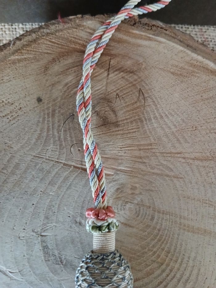Pompon de porte multicolore guipure - photo numéro 4