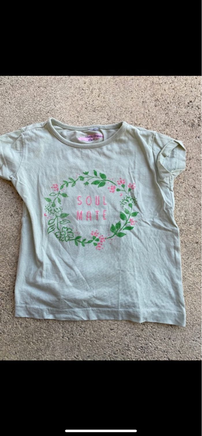 Tee shirt vert et rose