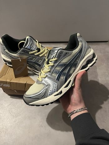 Chaussures basket asics kayano 14