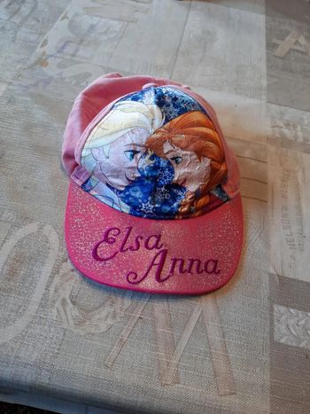 Casquette reine des neiges