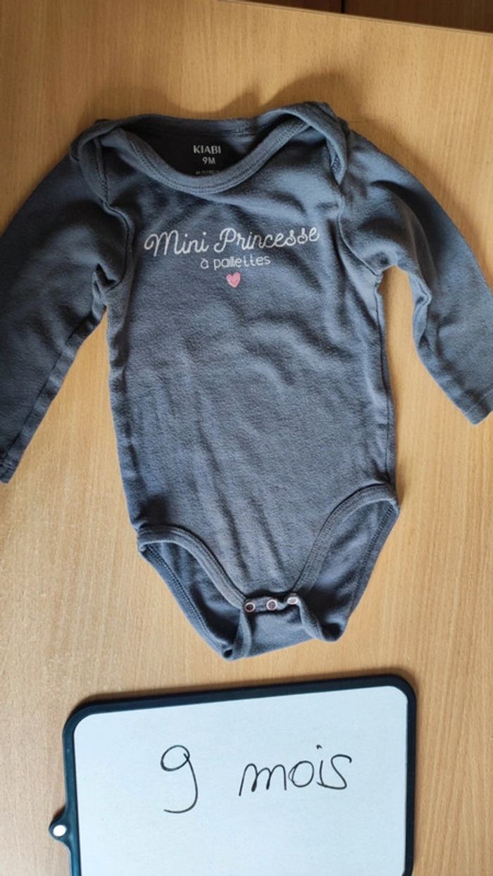 Body taille 9 mois - photo numéro 2