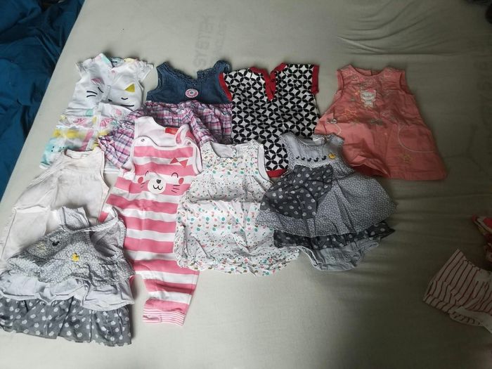 Lot de robes et combinaisons fille 3 mois