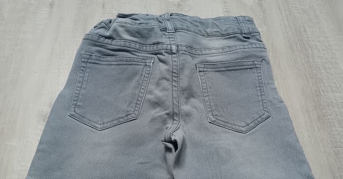 Jeans 9 ans La Halle - photo numéro 9