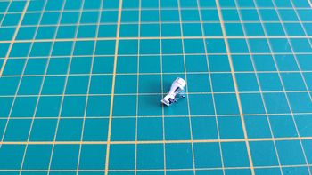 Phare arrière pièce miniature Solido Ford V8 1936 citerne California oïl 1/19 1/19e 1/19ème #C65