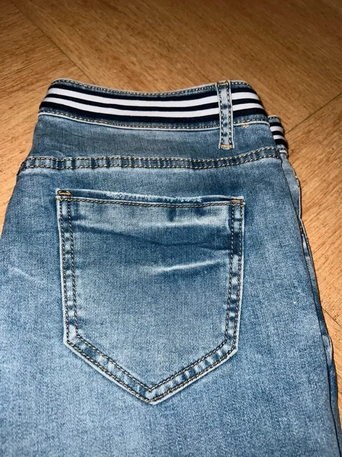 Jean sans marque - photo numéro 3