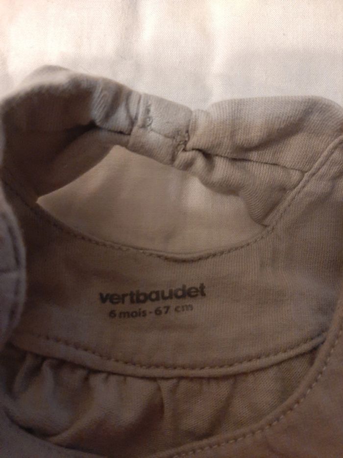 Short gris fin Kiabi et haut gris Vertbaudet - photo numéro 8