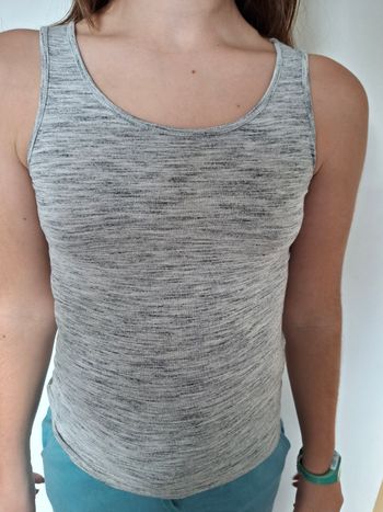 2 débardeurs basic  gris et noir