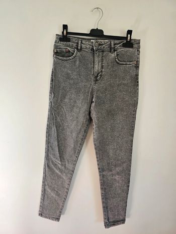 Pantalon taille 38