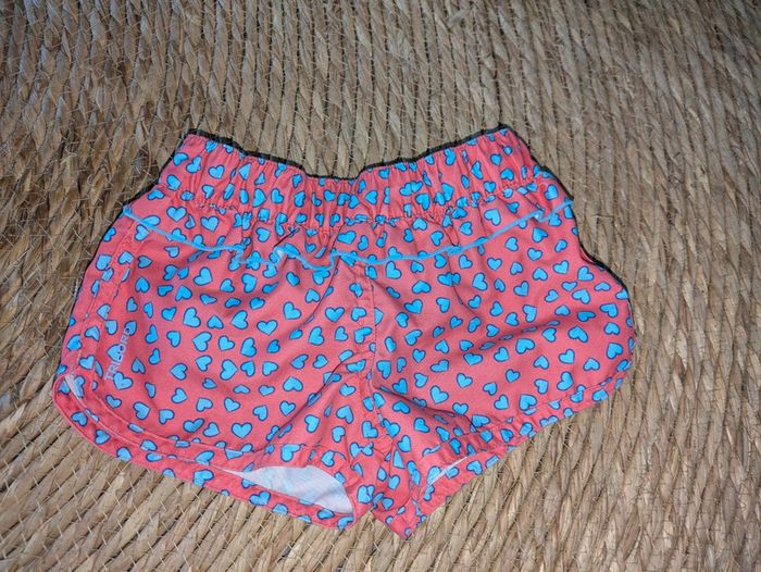 Short 2 ans - photo numéro 2