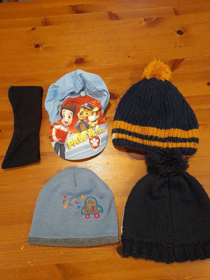 Lot bonnet 24 mois