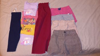 Lot 9 vêtements 5 ans