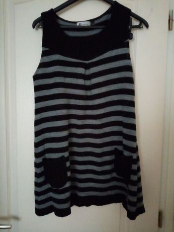 Blouse longue sans manches