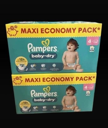2 cartons de couches Pampers taille 4