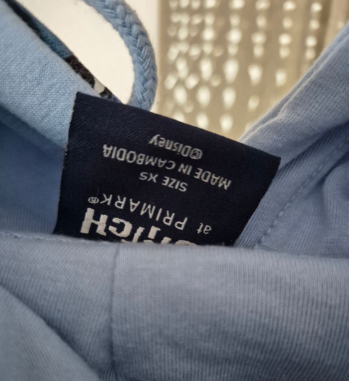 Sweat à capuche bleu imprimé stitch primaire taille XS 34 16ans - photo numéro 3