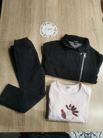 Ensemble fille 3 pièces veste, t-shirt manches longues et pantalon kiabi, tissaia tbe