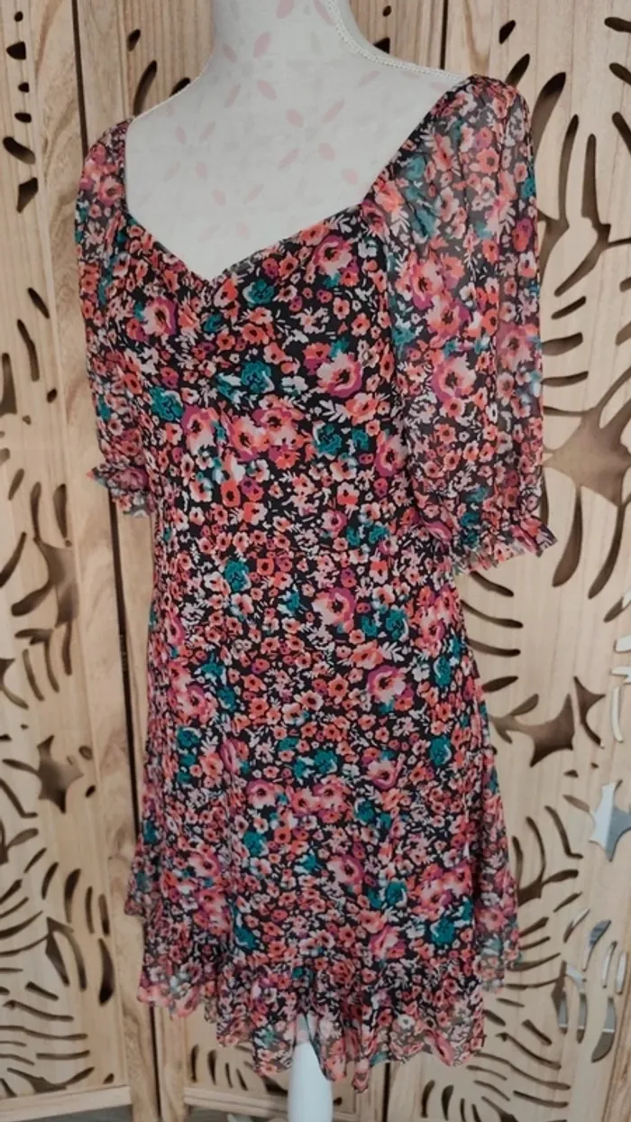 Robe imprimée fleurie manches bouffantes Taille L Trendyol - photo numéro 5