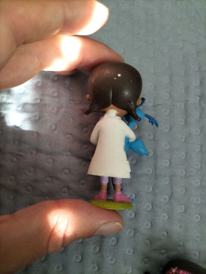 Lot figurines docteur la peluche - photo numéro 4