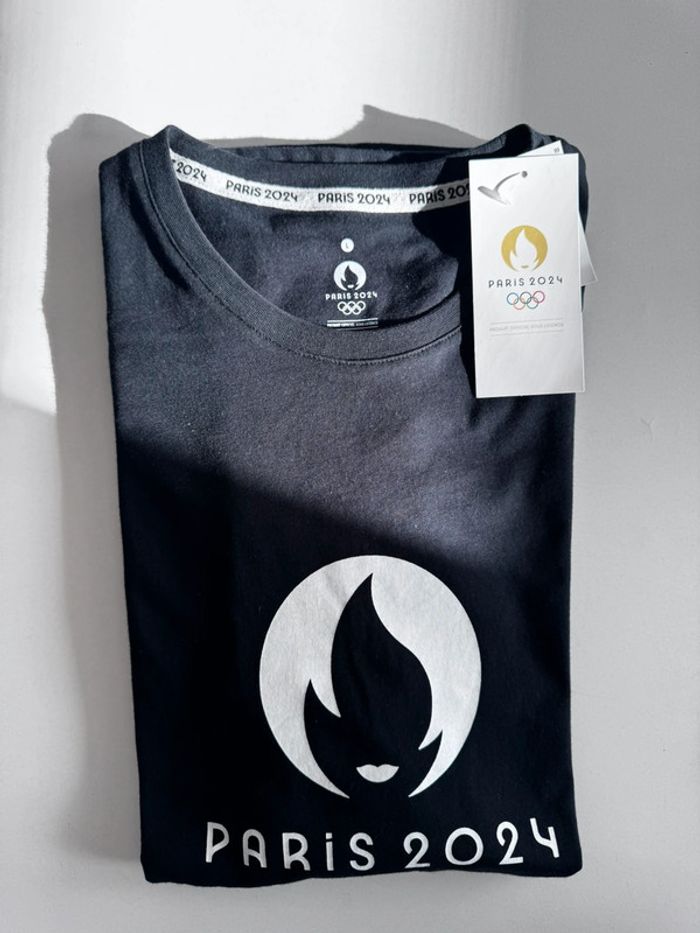 T-shirt noir - photo numéro 4