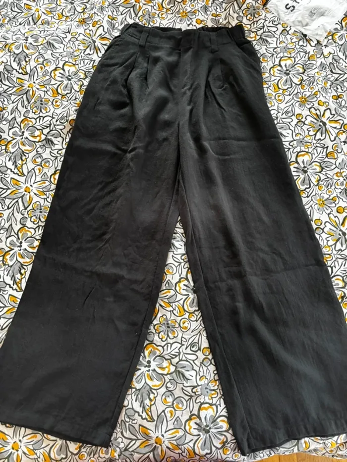Pantalon Halara – Taille M / Longueur Tall – Neuf – 25€ - photo numéro 3