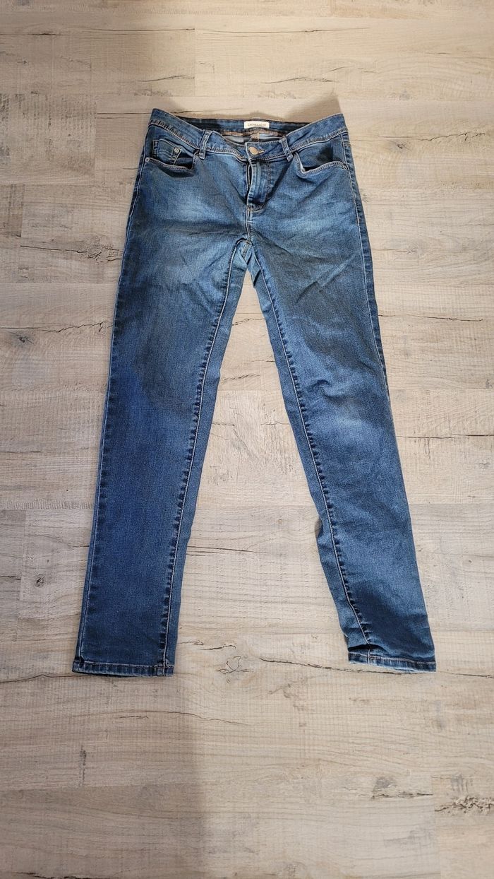 Jean femme cache cache T40