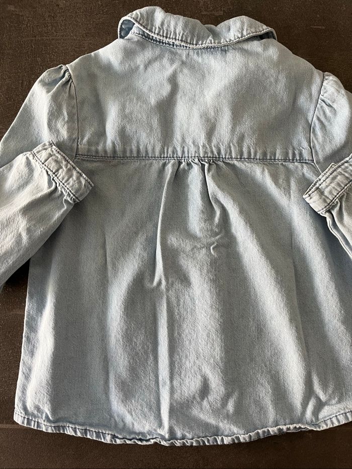 Chemise en jean neuve 8 ans  Remise activée sur les lots dans mon dressing🤩 - photo numéro 3